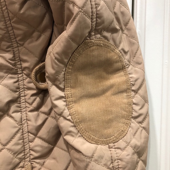 Slim Fit Criss Cross Puffer - Picture 3 of 4